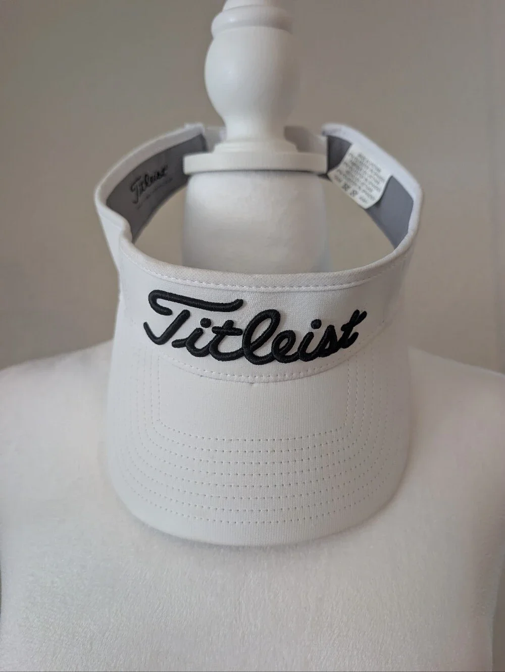 Titleist Tour Performance Visor - PRO V1